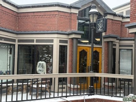 100 N Main St photo 15