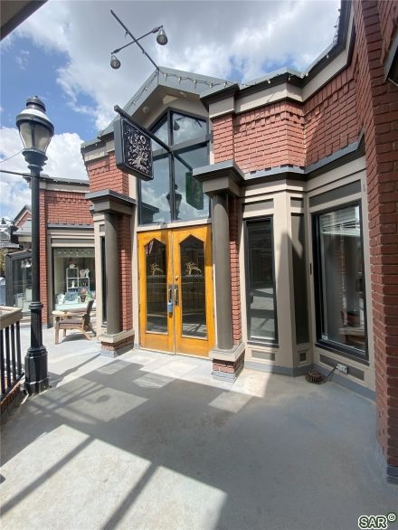 100 N Main St photo 2