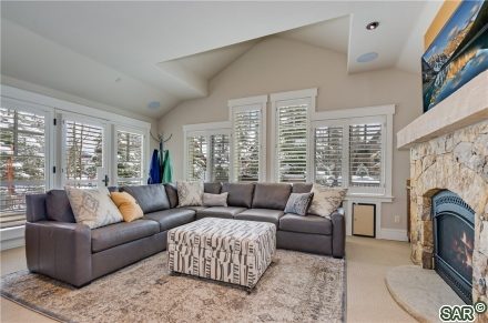21 Regent Dr photo 13