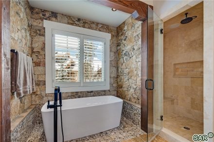 21 Regent Dr photo 16