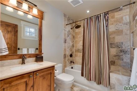 21 Regent Dr photo 21