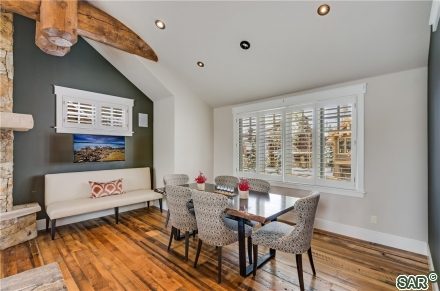 21 Regent Dr photo 7