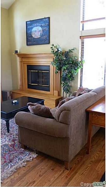 108 Streamside Cir photo 11