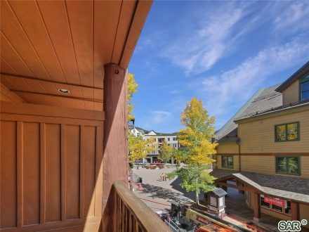 Condo in Arapahoe Lodge Condo, Keystone, CO — photo 3 (MLS S374203)