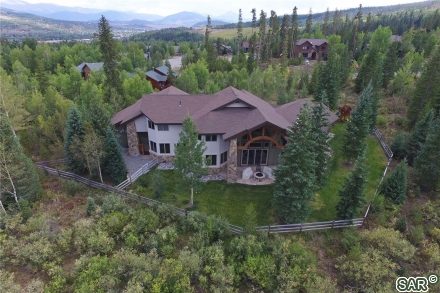 Home in Willow Creek Highlands, Silverthorne — photo 2 Home in Willow Creek Highlands, Silverthorne, CO — photo 2 (MLS S374267)