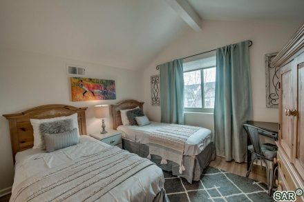 1511 Point Drive 208 photo 29