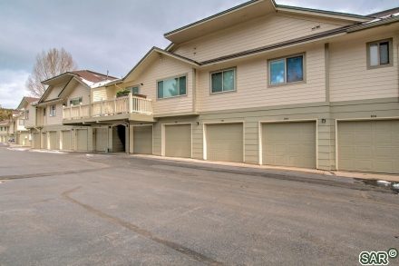 1511 Point Drive 208 photo 38