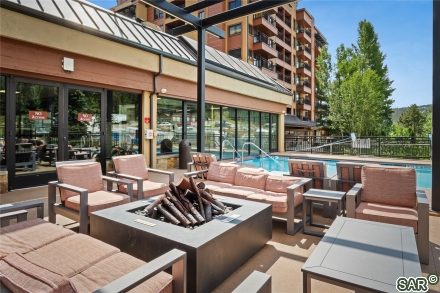 535 S. Park Ave photo 23