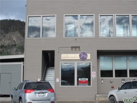 620 E Main St photo 2