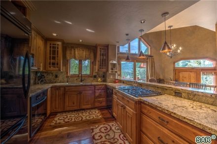 Townhome in Woods At Breckenridge, Breckenridge, CO — photo 6 (MLS S374693)