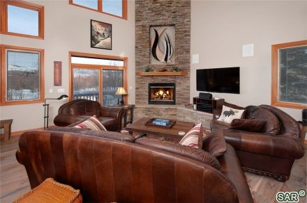 88 Hawn Dr photo 4