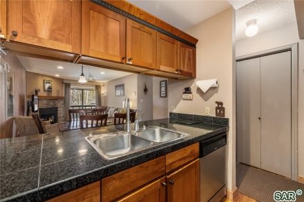 1001 Grandview Dr photo 10