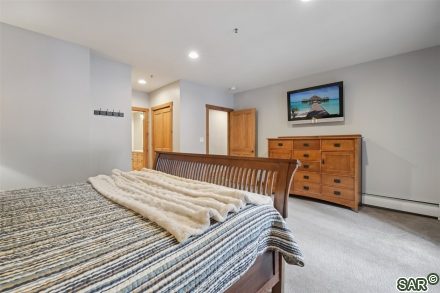 224 Trailhead Dr photo 37