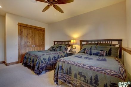 264 Caravelle Dr photo 25