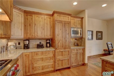 264 Caravelle Dr photo 9