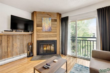 Condo in Tannhauser Condo, Breckenridge — photo 4 Condo in Tannhauser Condo, Breckenridge, CO — photo 4 (MLS S374844)