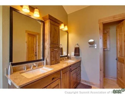567 Highlands Dr photo 9