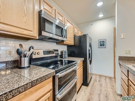 1650 Lakeview Ter photo 10