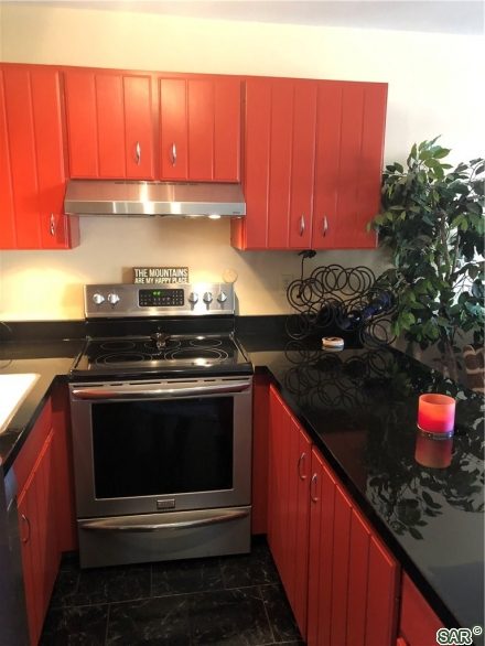 130 Evergreen Rd photo 11