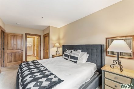 50 Mountain Thunder Dr photo 16