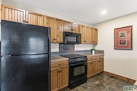 Condo in Mountain Thunder Lodge, Breckenridge, CO — photo 6 (MLS S374912)