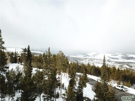 188 Point View Place photo 6