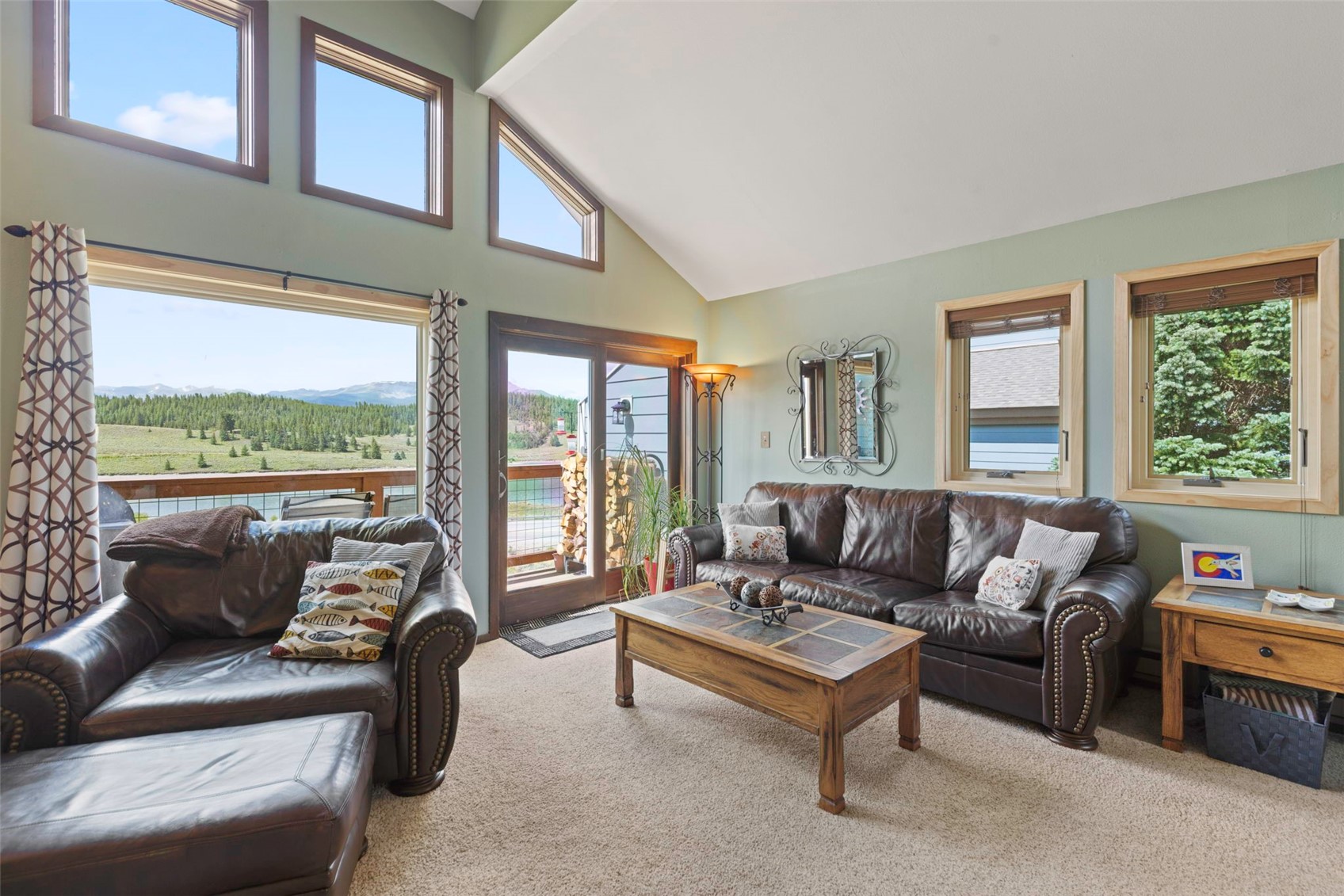 111 Corinthian Cir, Dillon, CO — main photo