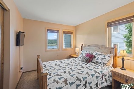111 Corinthian Cir photo 23