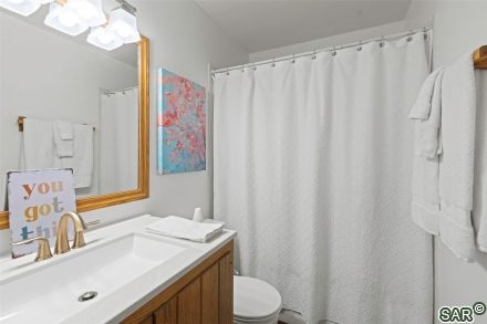 111 Corinthian Cir photo 25