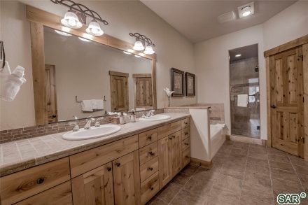 81 Mountain Thunder Dr photo 13
