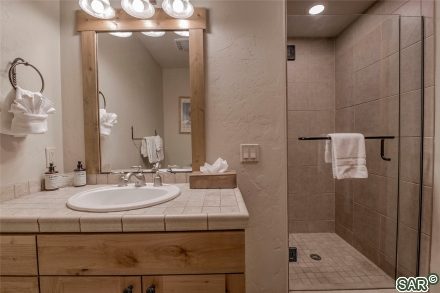 81 Mountain Thunder Dr photo 16