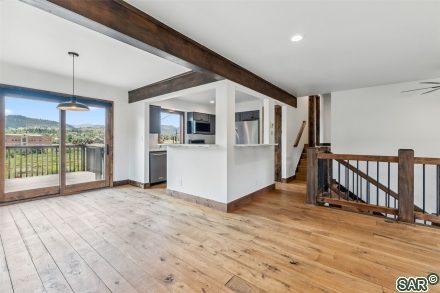 815 Summit Dr photo 11