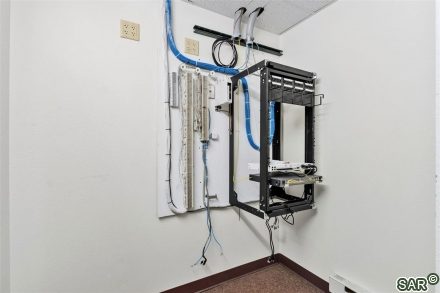 114 Village Pl photo 11
