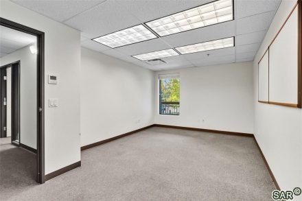 114 Village Pl photo 12