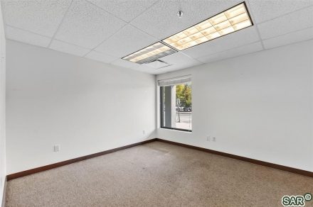 114 Village Pl photo 16