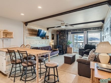 Condo in Lake Dillon Condotel Condo, Dillon, CO — photo 6 (MLS S375279)
