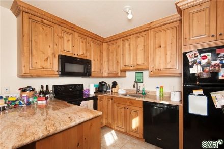 114 N Ridge St photo 21