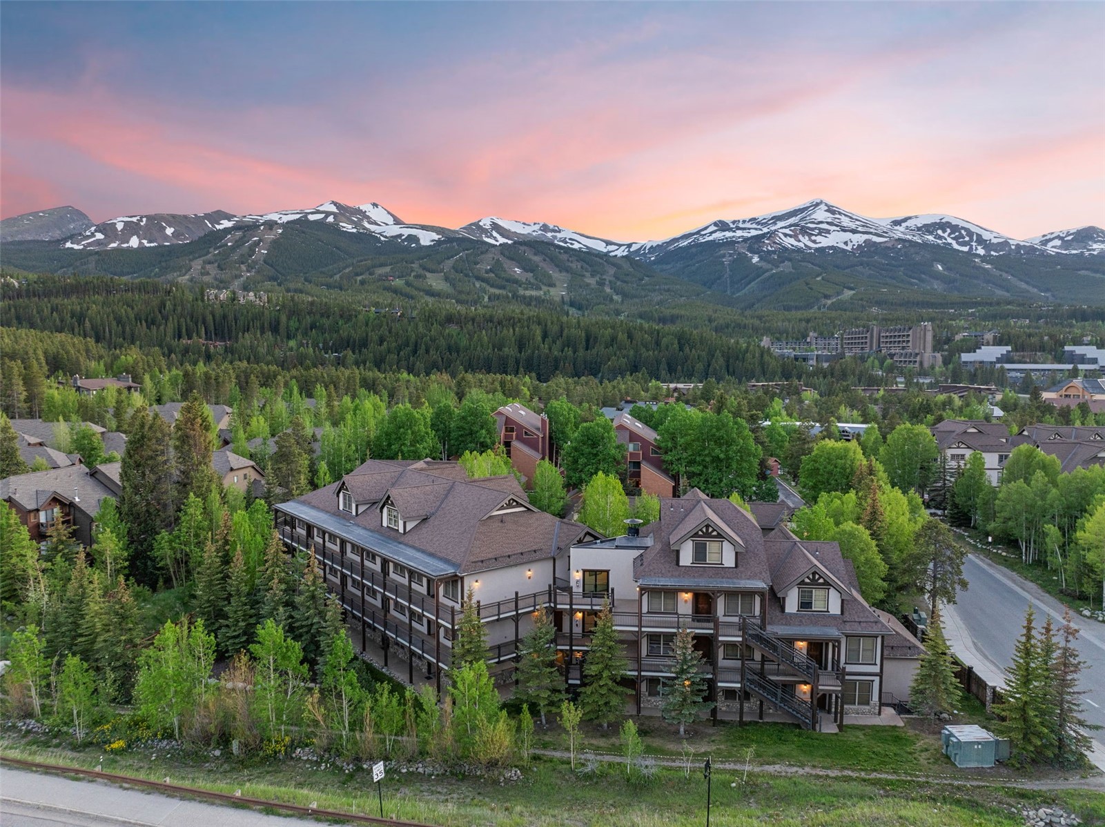 33 Broken Lance Dr, Breckenridge, CO — main photo