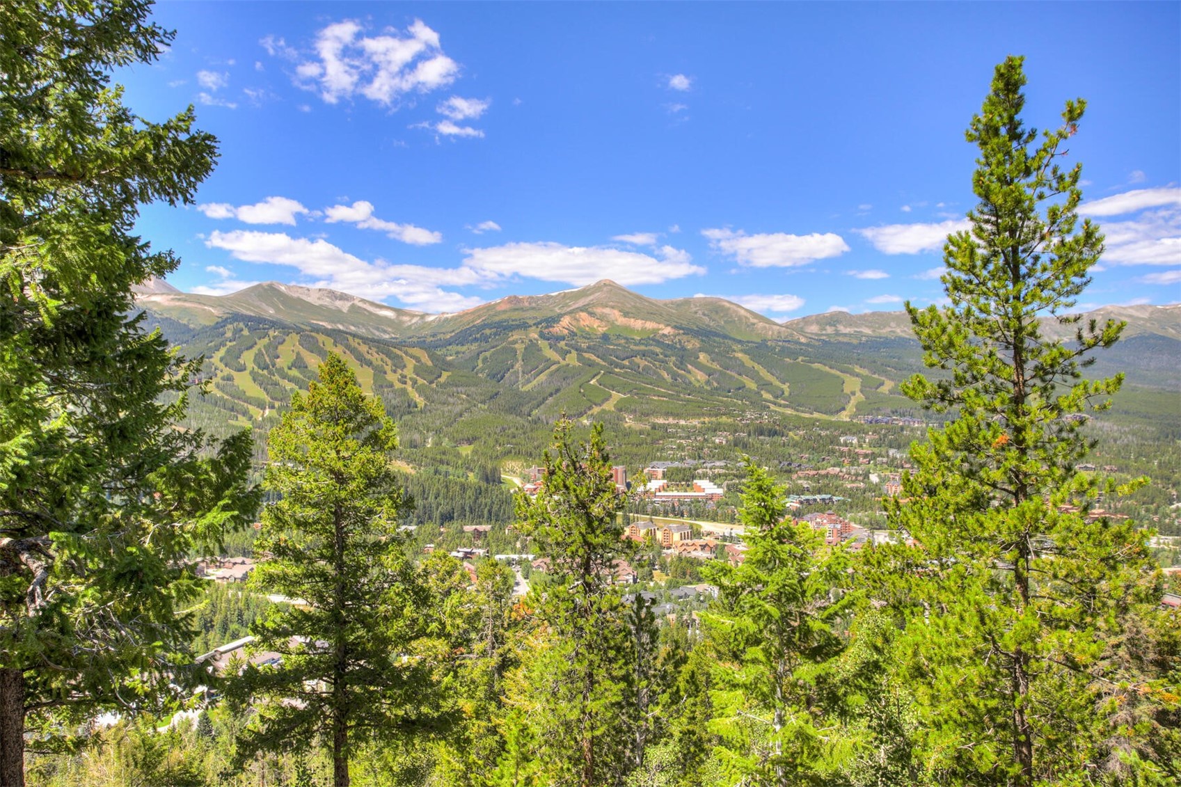 245 Overlook Dr, Breckenridge, CO — main photo