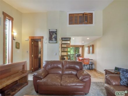 506 Pitkin St photo 14