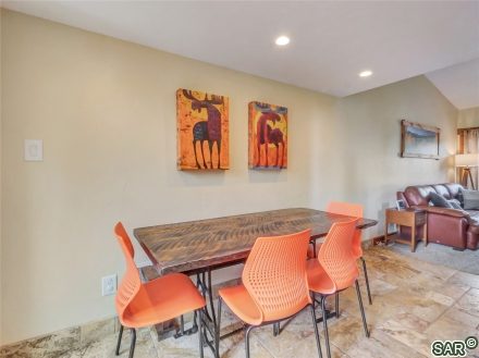506 Pitkin St photo 18