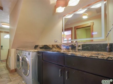 506 Pitkin St photo 26