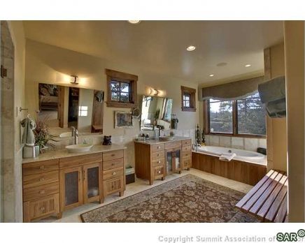 561 Glen Eagle Loop photo 9