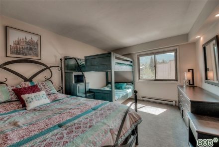 317 W La Bonte St photo 15