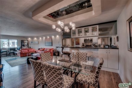 317 W La Bonte St photo 7