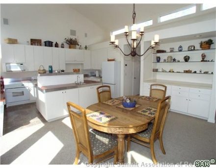 2523 Estates Drive photo 3