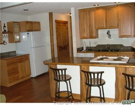 Condo in Silver Queen Condo, Wildernest, CO — photo 2 (MLS S375459)