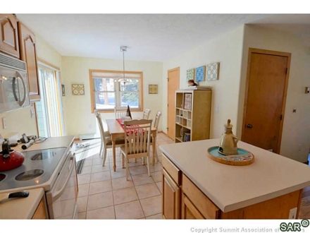 327 Twenty Grand Dr photo 5