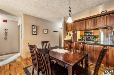 1001 Grandview Dr photo 7