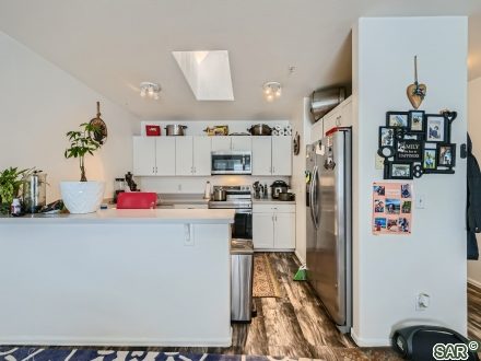 554 Brian Ave photo 2